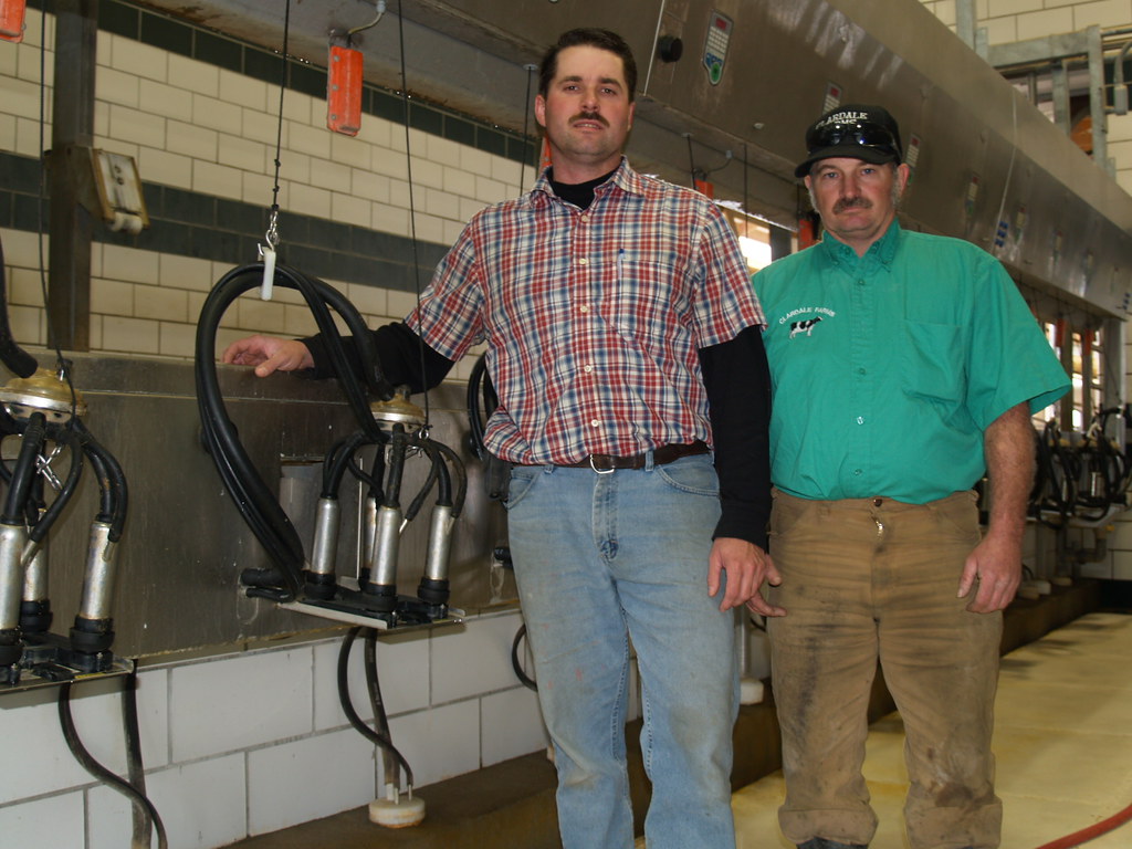 Clardale Farms.parlor.2 Clardale Farms' new parlor was fea… Flickr