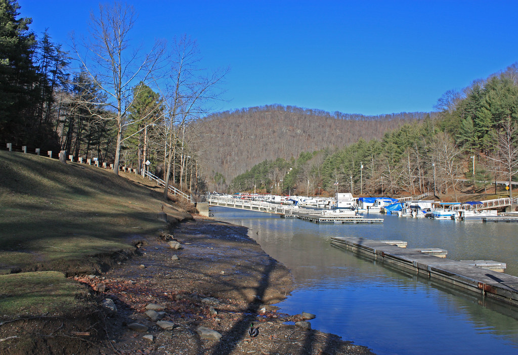Dewey Lake Dewey Lake on a sunny winter day. alanmoore55555 Flickr