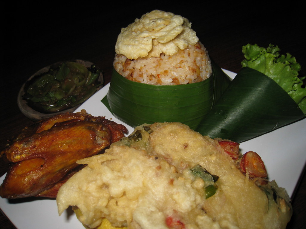 Nasi Tutug Cibiuk (1) Rice with fried