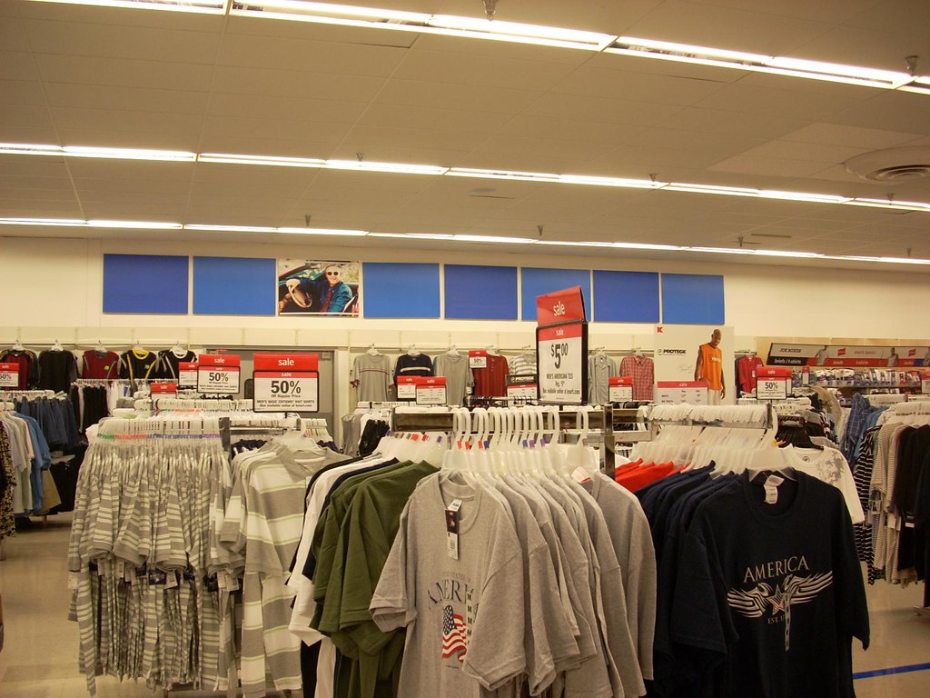 Big Kmart interior Big Kmart 7259 (101,458 square feet) 1… Flickr
