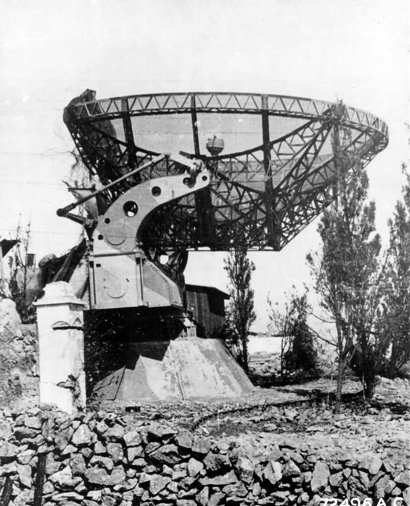 p013139.jpg Un des radars de Sète. Source www.footnote.c… Flickr