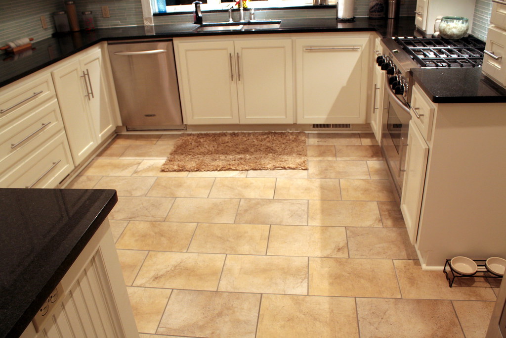 New Kitchen! 060 18x12 Ceramic tile, looks like stone Don'tBurnTheDay Flickr