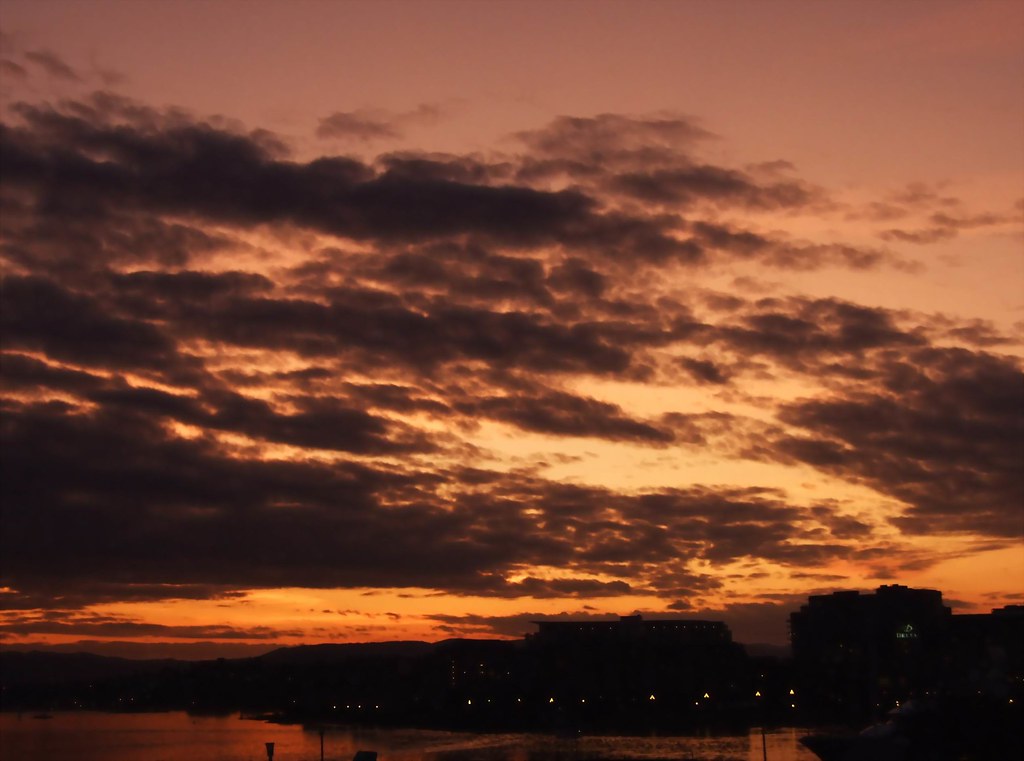Clouds at sunset Sunset over Victoria Harbour. Taken from … Flickr