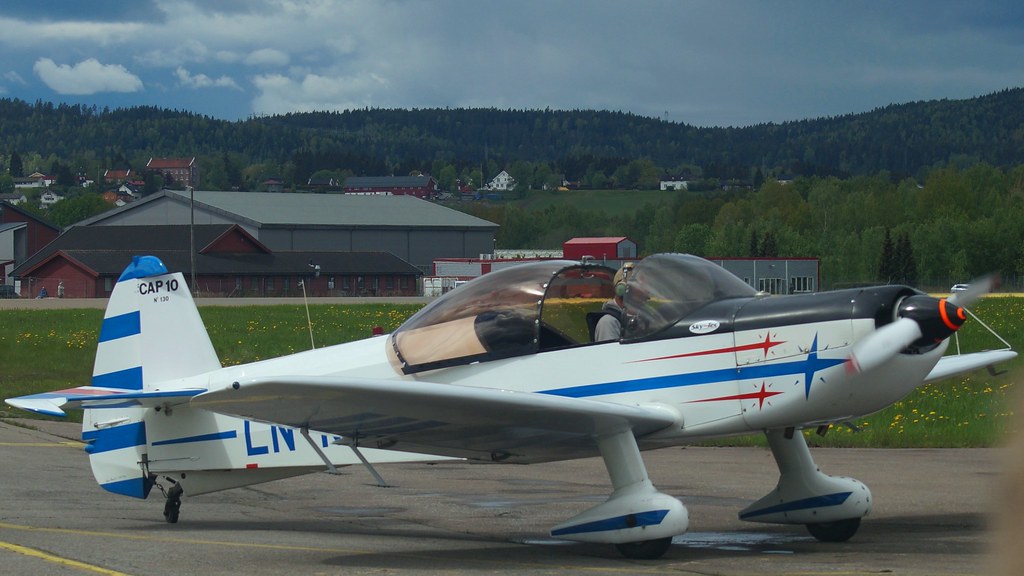 Mudry CAP10 at Kjeller Air Show 2015 C/n 130 built in 198… Flickr