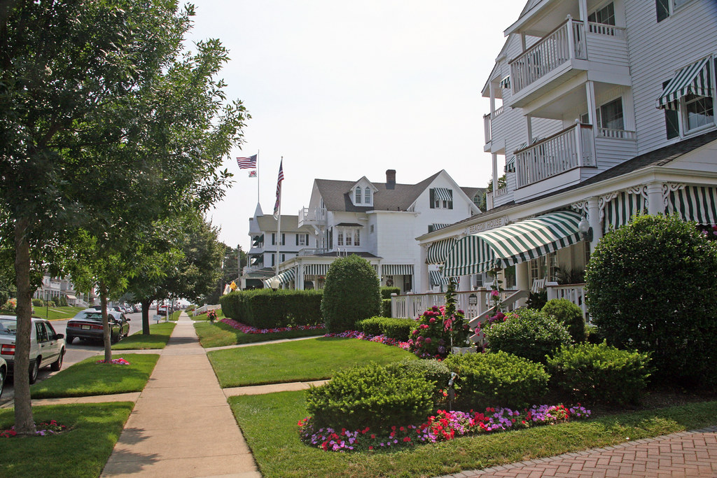 Sea Girt Street I like this quite town at the Northern Jer… Flickr