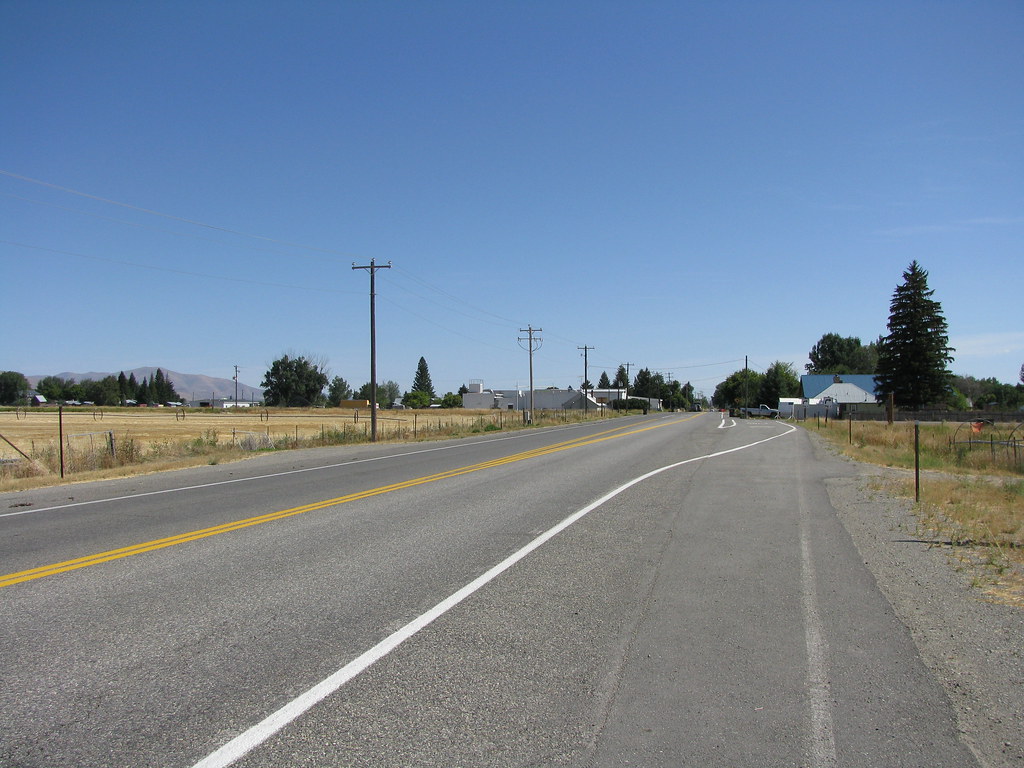 Entering Carey Carey, Idaho Mariusz Flickr
