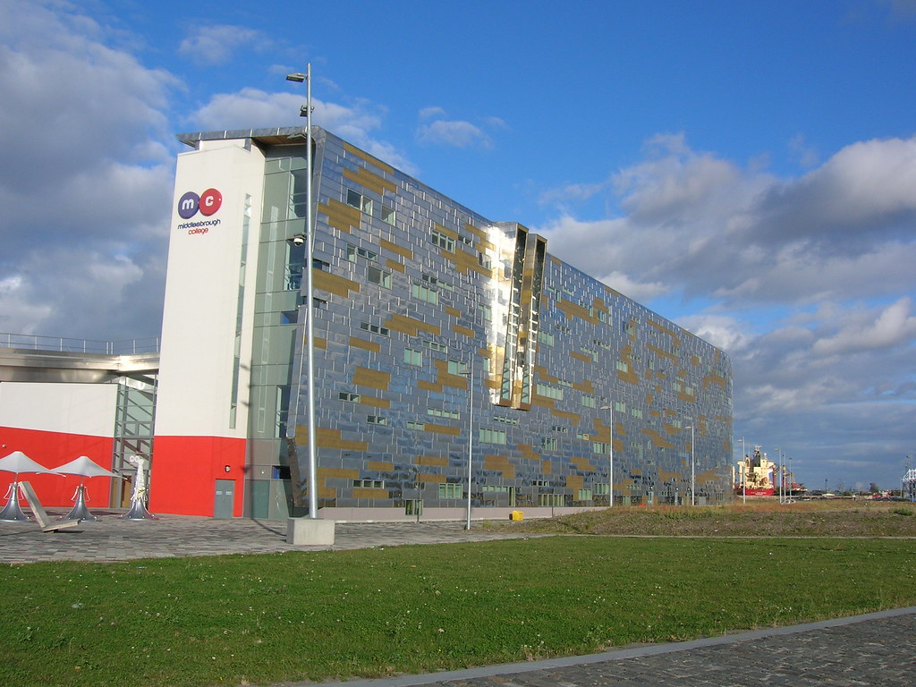 Middlesbrough College I remember when colleges used to be … Flickr