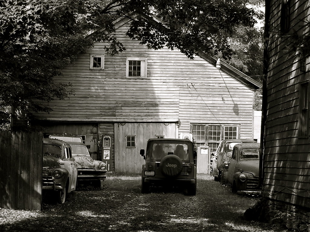 Elevation of Thoroughbred Rd, Walton, NY, USA Topographic Map