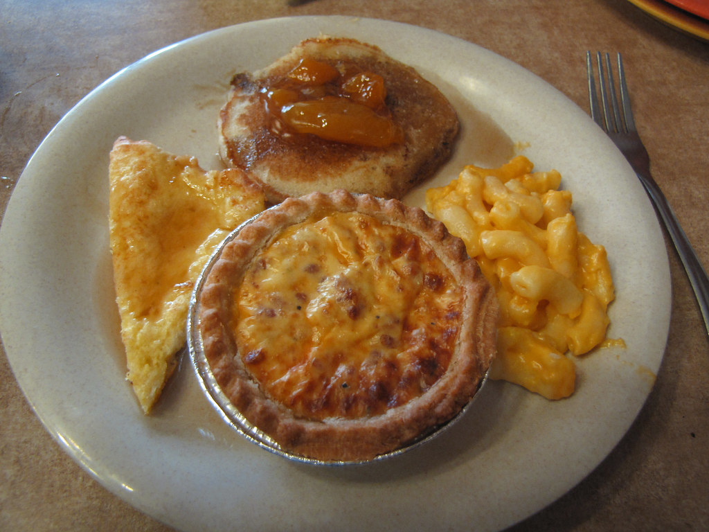 Golden Corral Breakfast Buffet French toast, pancake with … Flickr