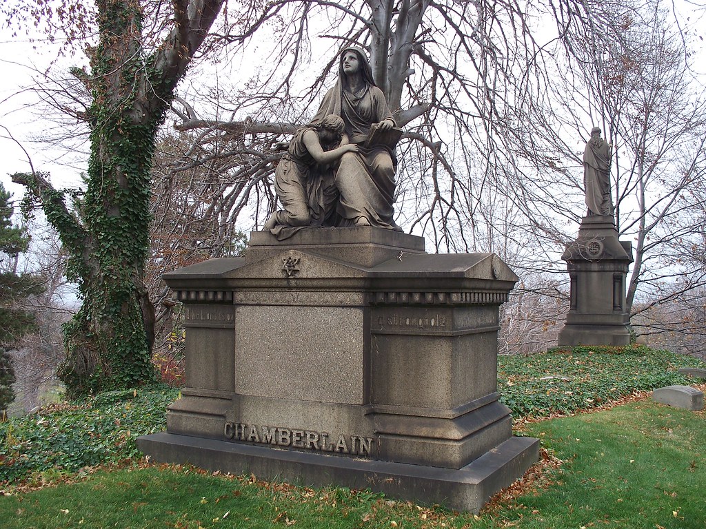 OH Cleveland Cemetery Monument at Lake View Cemetery in … Flickr