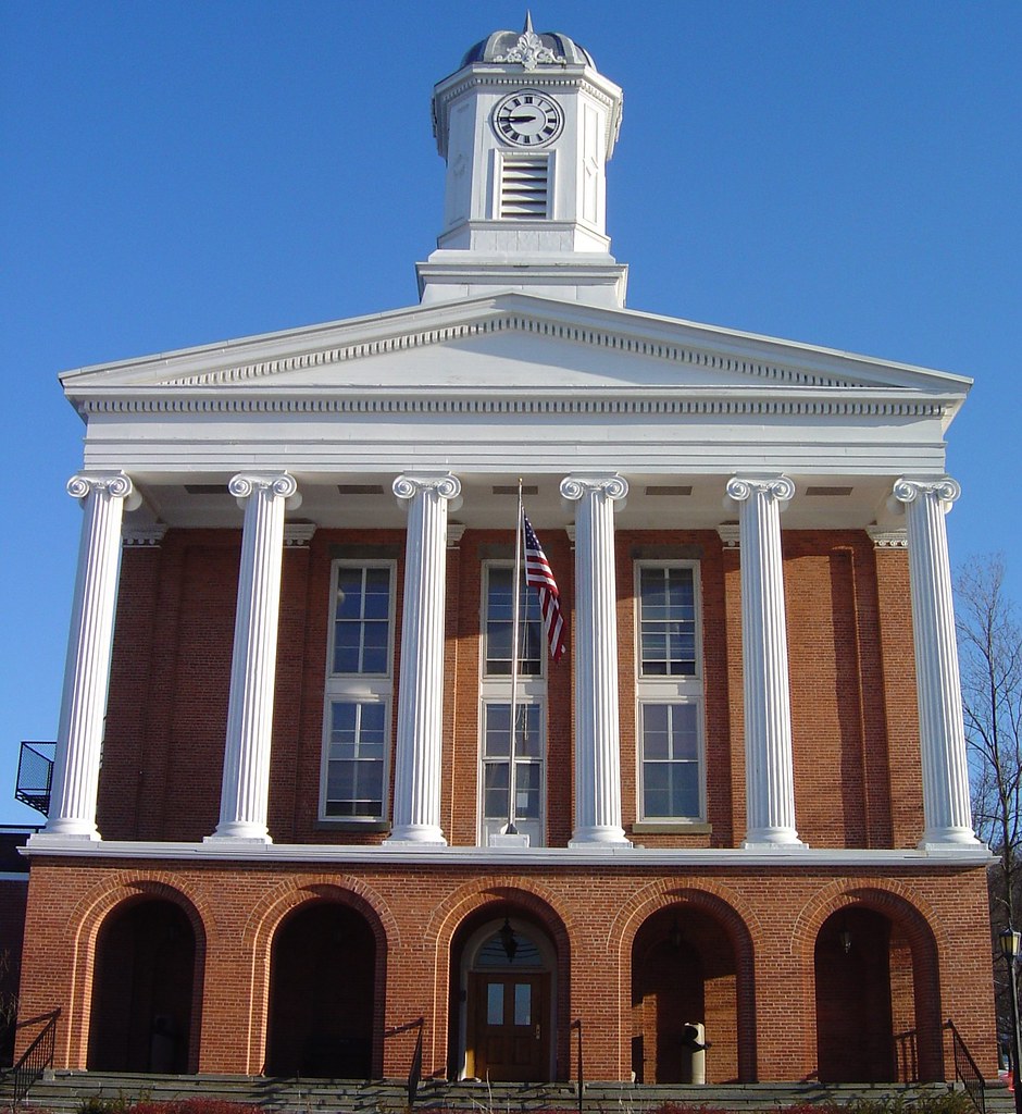 Courthouse Montrose, PA Seth Gaines Flickr