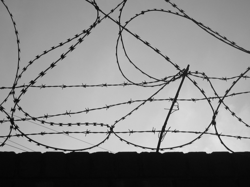 Razor wire a photo on Flickriver