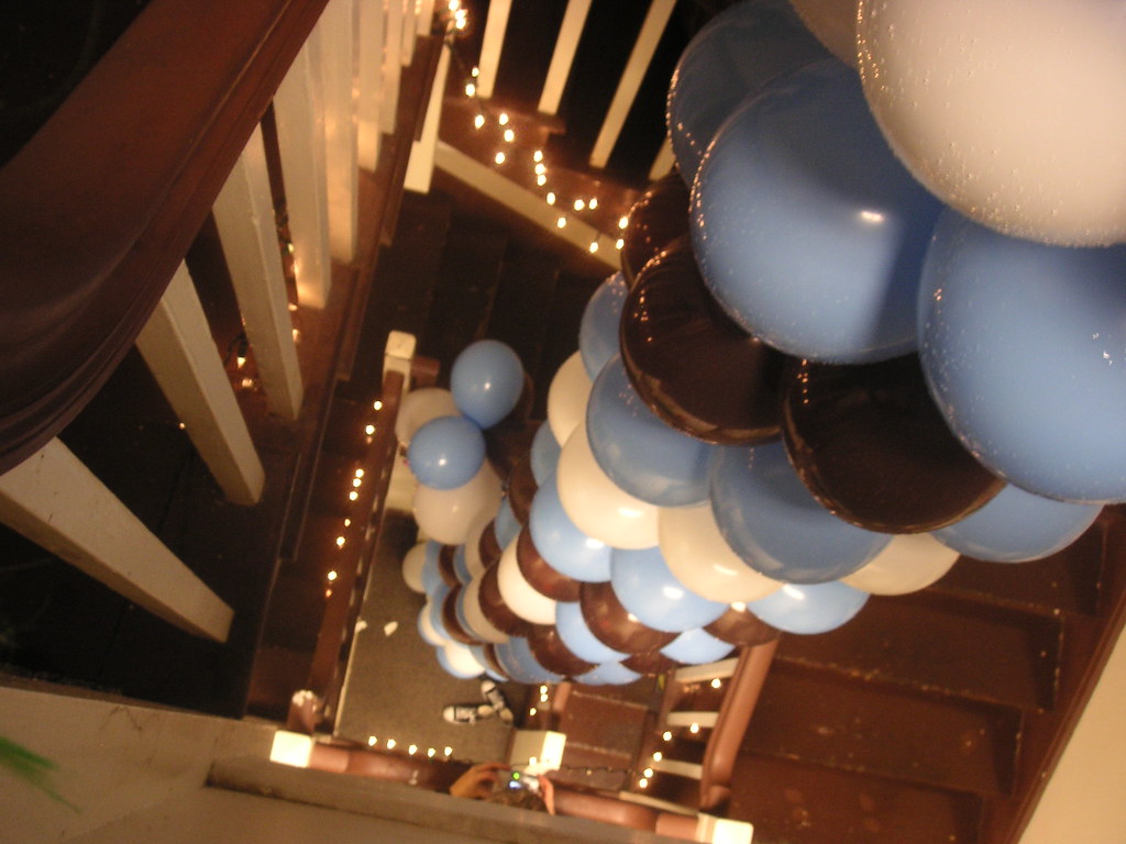 baloons! there was a very large, heliumfilled archway to … Flickr