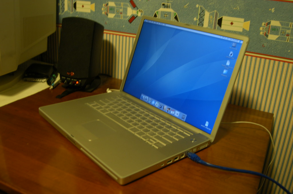 New Laptop This is my replacement laptop that Apple sent m… Flickr