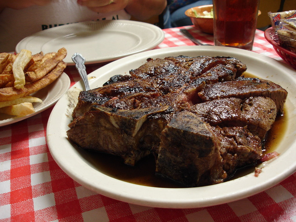 Porterhouse at Doe's Eat Place, Greenville MS More pics of… Flickr