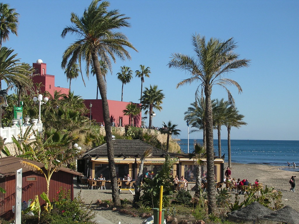 BilBil + Maracas Beach Bar Terry Whalebone Flickr