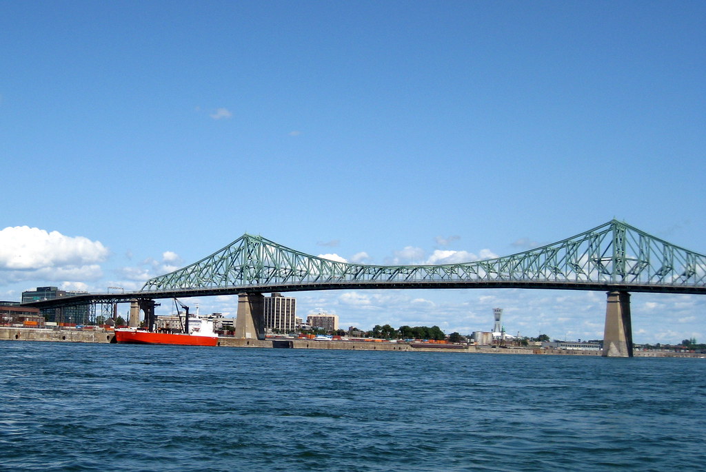 Montréal pont JacquesCartier The Pont JacquesCartier (J… Flickr
