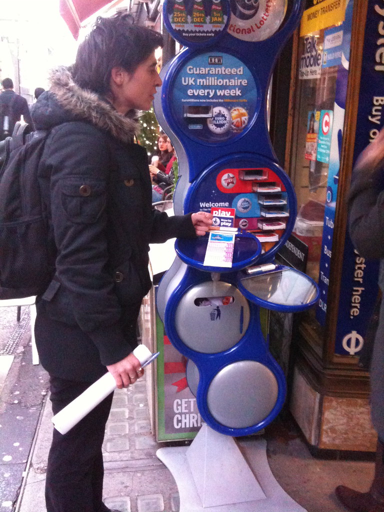 Lottery Kiosk mansikka Flickr