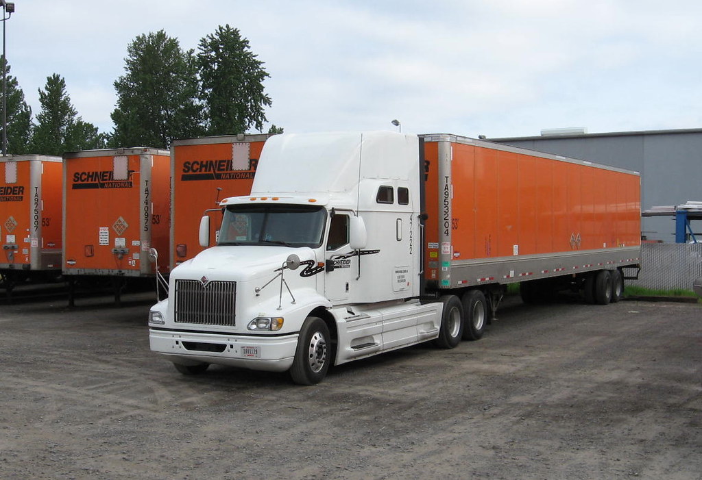 Schneider National International 9400, Truck 47222 a photo on Flickriver