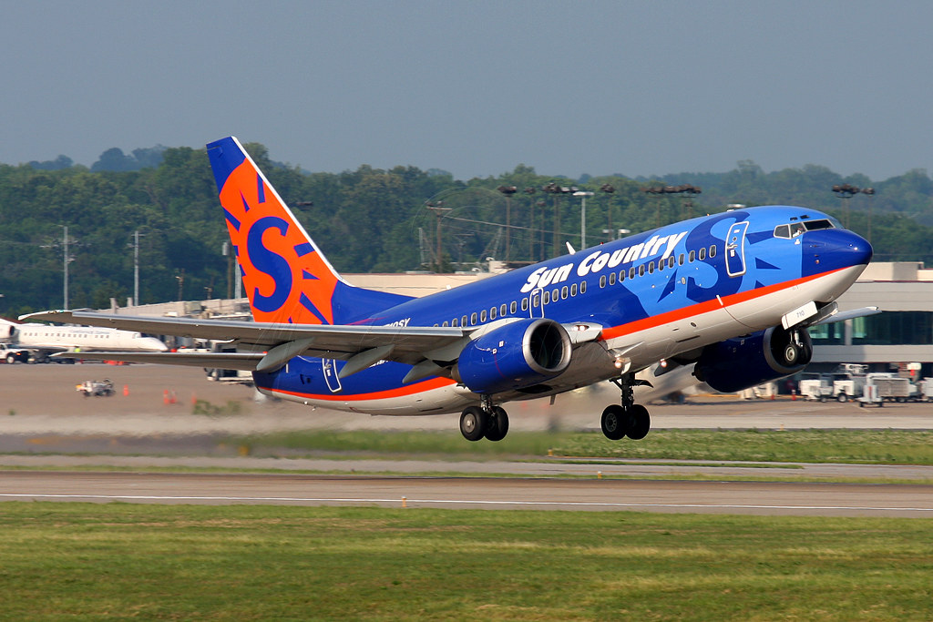 Sun Country Airlines Boeing 7377Q8 (N710SY) May 13, 200… Flickr
