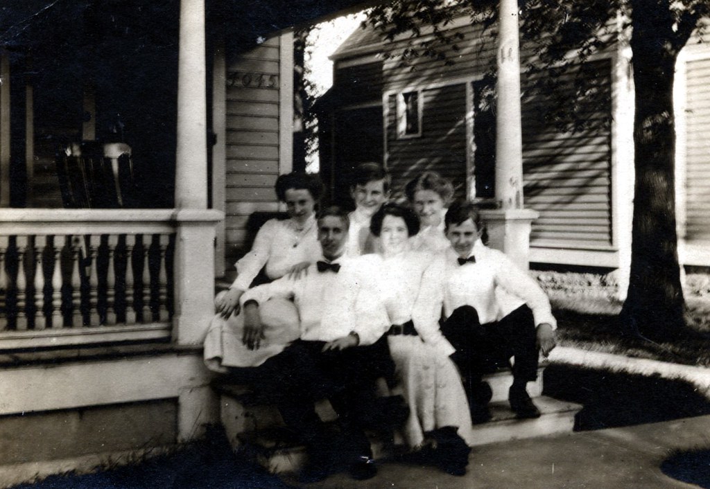 05 19100000 Jack Malcolmson at Harriet Simpson's house Kansas City, MO