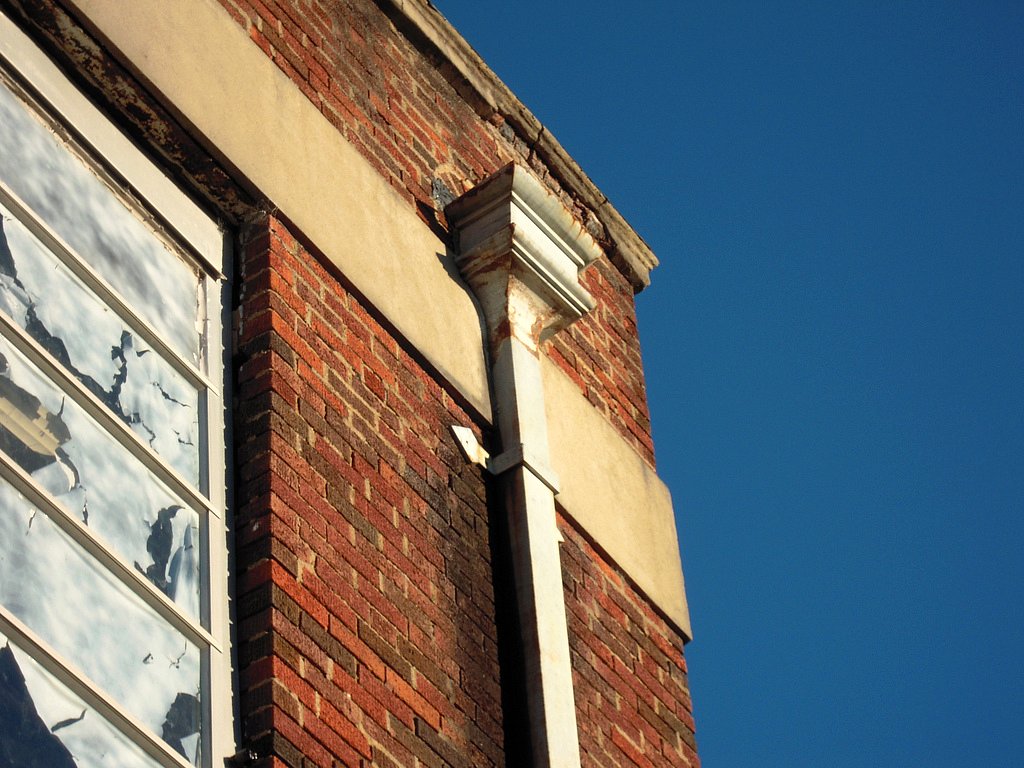 Hall Summit School, Detail along side of school Another de… Flickr
