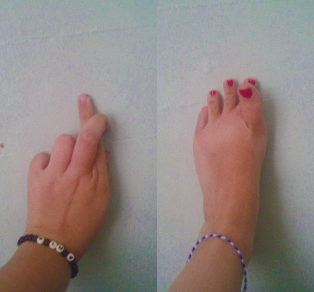 Fingers and Toes crossed a photo on Flickriver