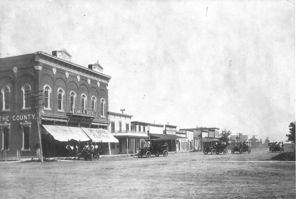 Main Street, Hoxie, Kansas c. 1920 west side of main stree… Flickr