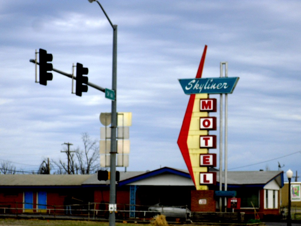 Skyliner Motel Skyliner Motel, Route 66, Stroud, Oklahoma.… Tulsa