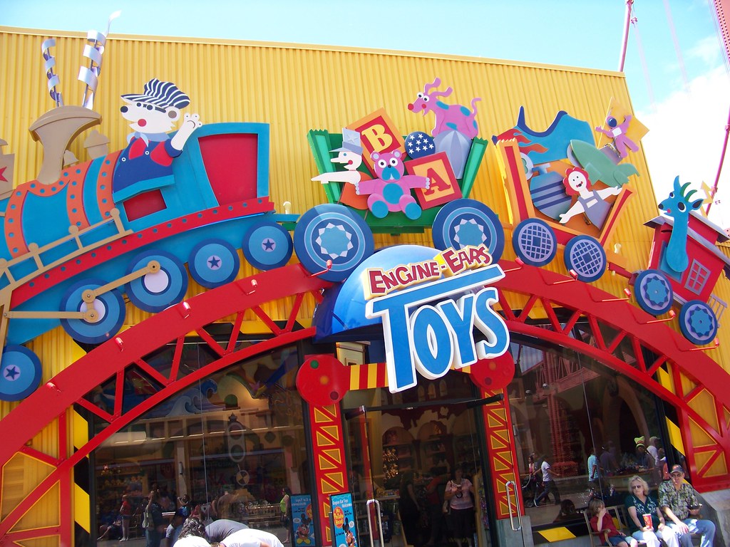 EngineEars Toys Loren Javier Flickr