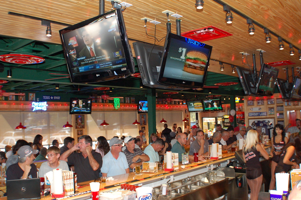 WingHouse of Kissimmee GRAND OPENING! The Winghouse Flickr