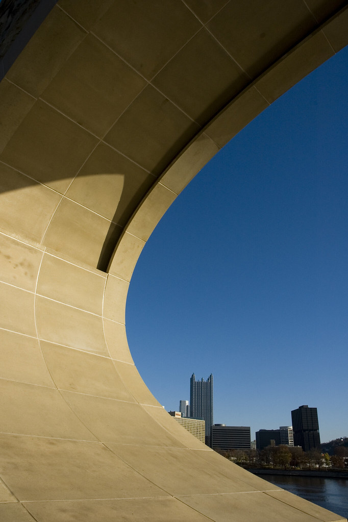 Arch View of Pittsburgh From the new Tribute to Children M… Flickr