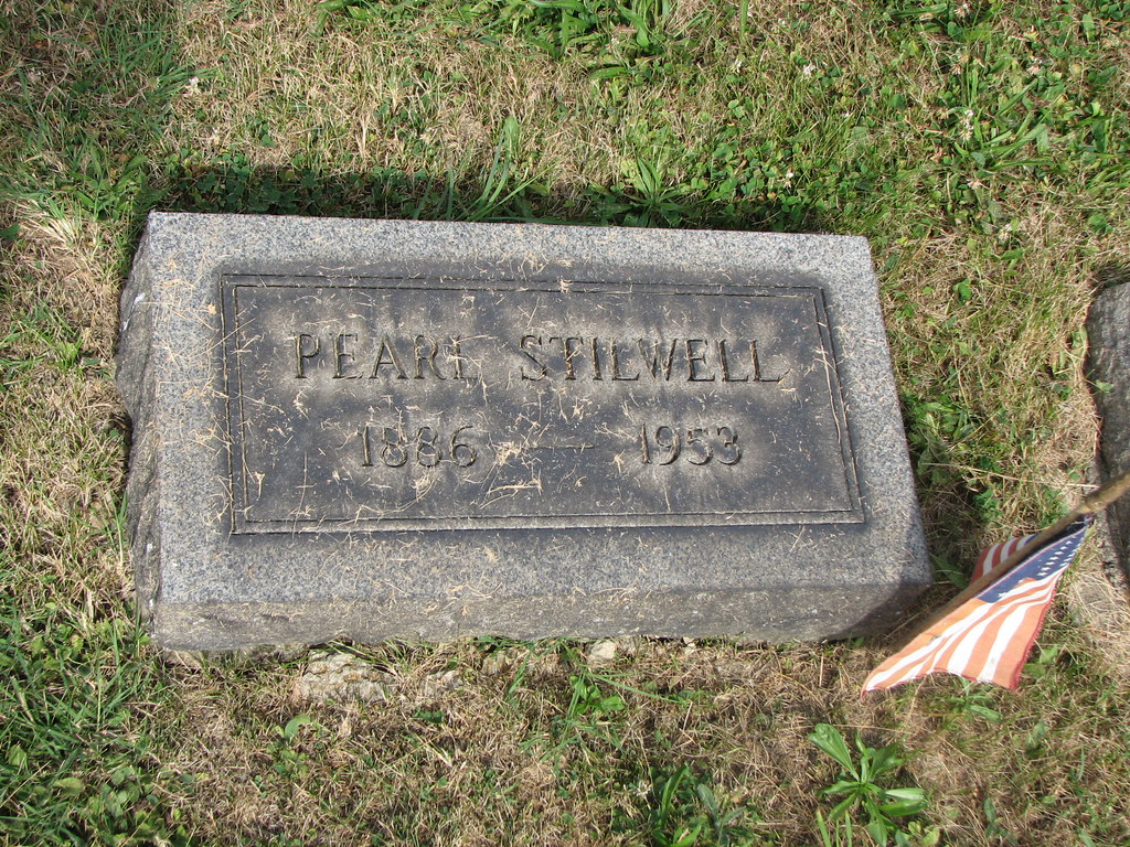 Stilwell Greenlawn Cemetery, Moundsville WV. Willy Nelson Flickr