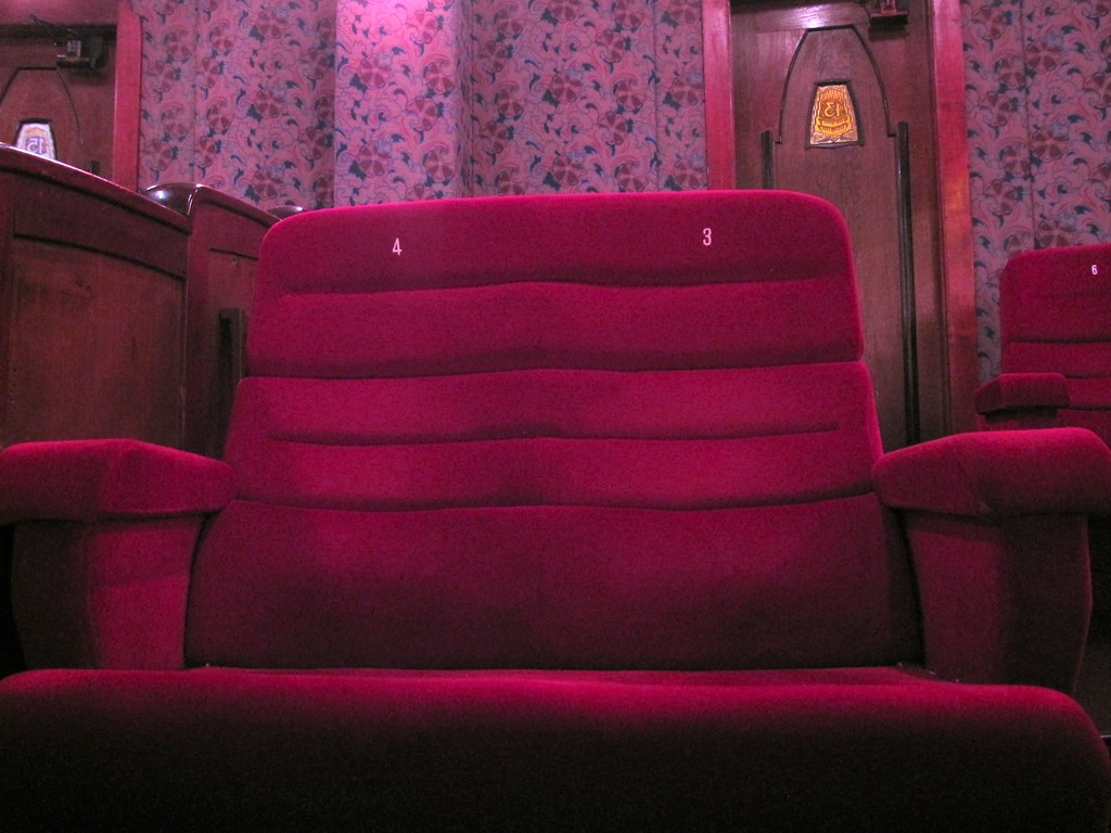 Tuschinski loveseat The Tuschinski cinema in Amsterdam Quinn