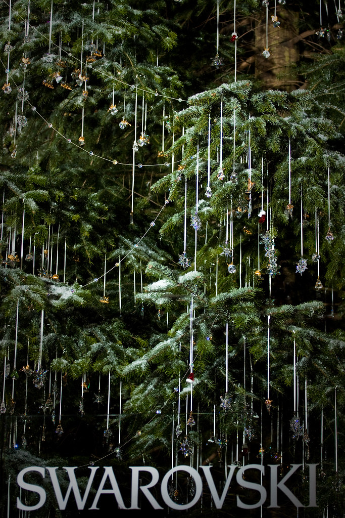 Swarovski christmas tree Zurich A slightly different tun… Flickr