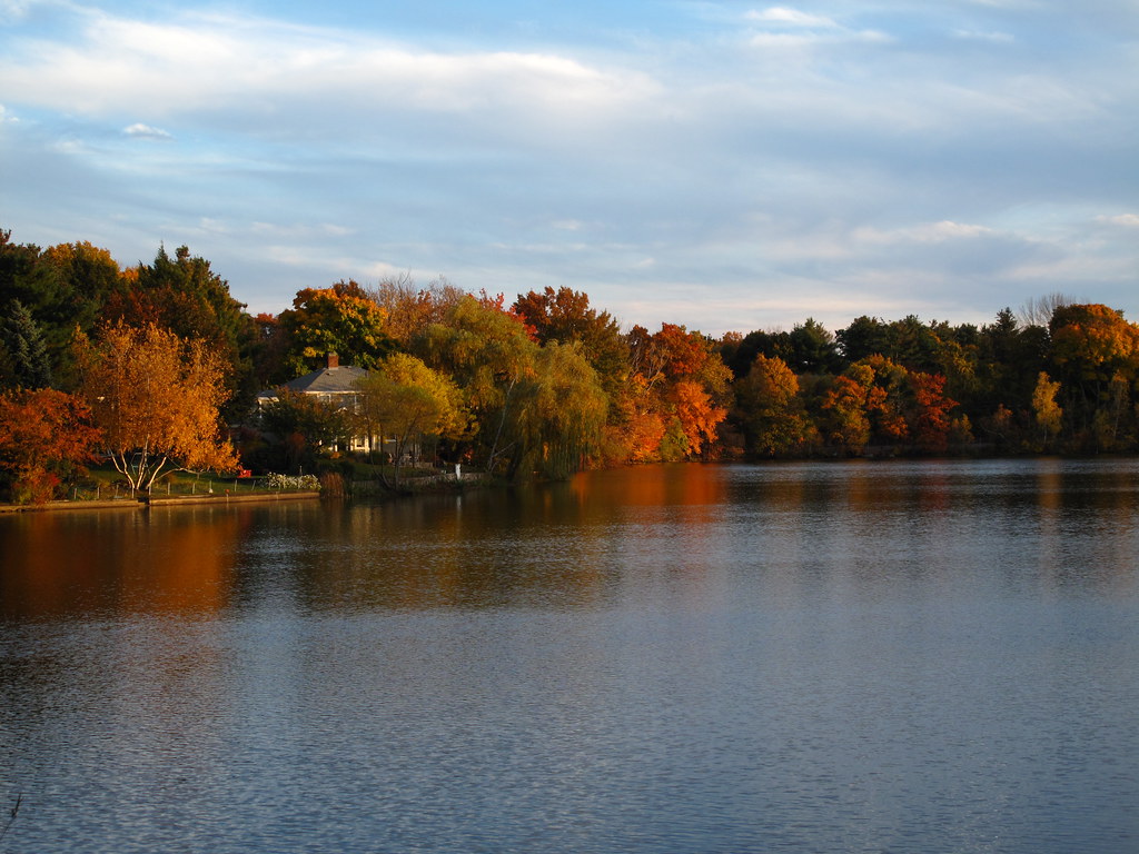An afternoon view Crystal Lake at Sunset. Newton Centre, M… tch601