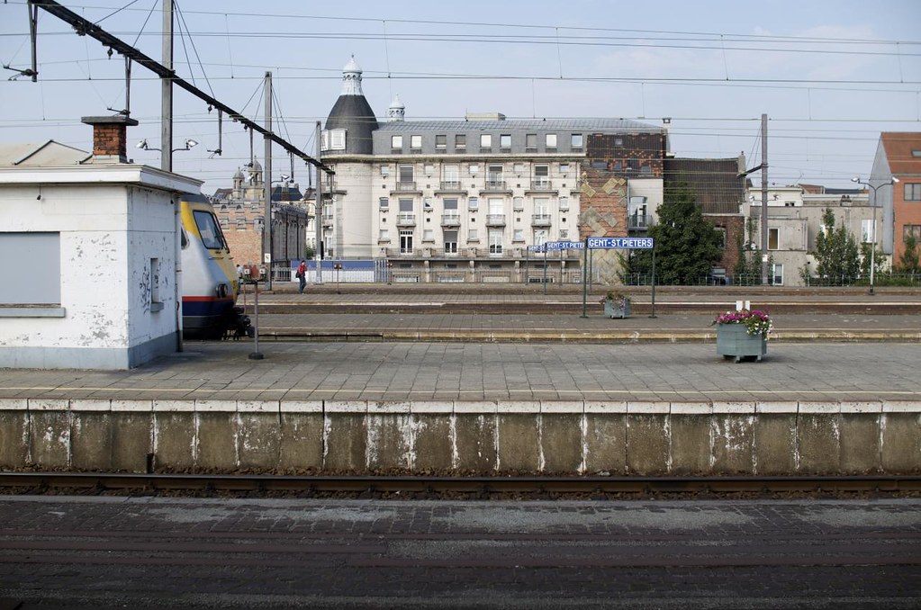 Gent train platform mattdork Flickr