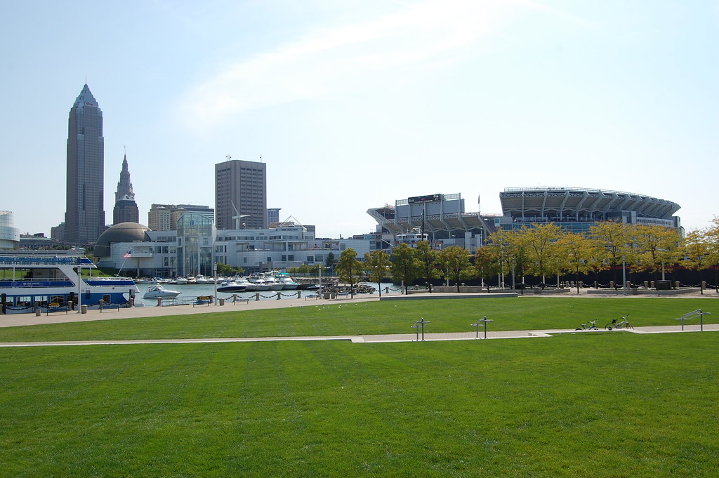 Voinovich Park Cleveland Waterfront Cleveland Ohio Flickr