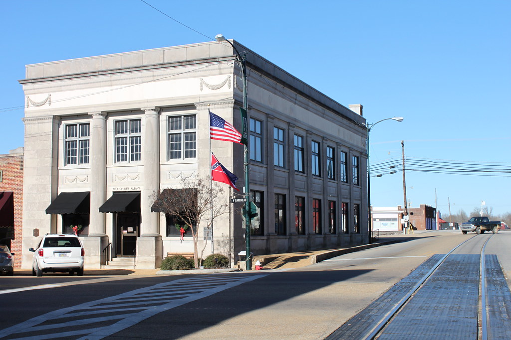 New Albany City Hall Obviously a former bank, this city ha… Flickr
