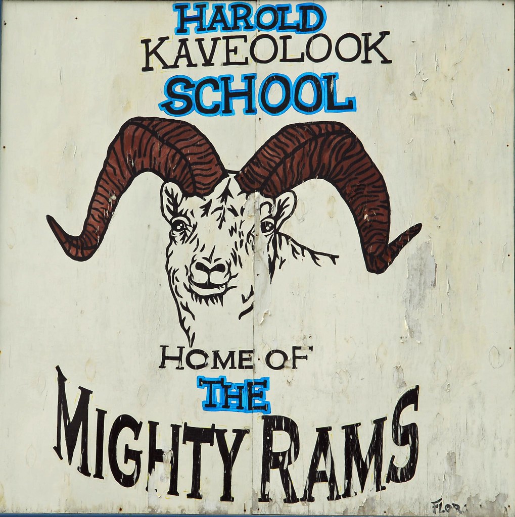 THE WONDERFUL SCHOOL OF KAKTOVIK! Kaktovik is a village of… Flickr