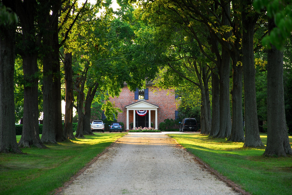 Bowlingly The Manor House at Bowlingly, in Queenstown, Mar… Flickr