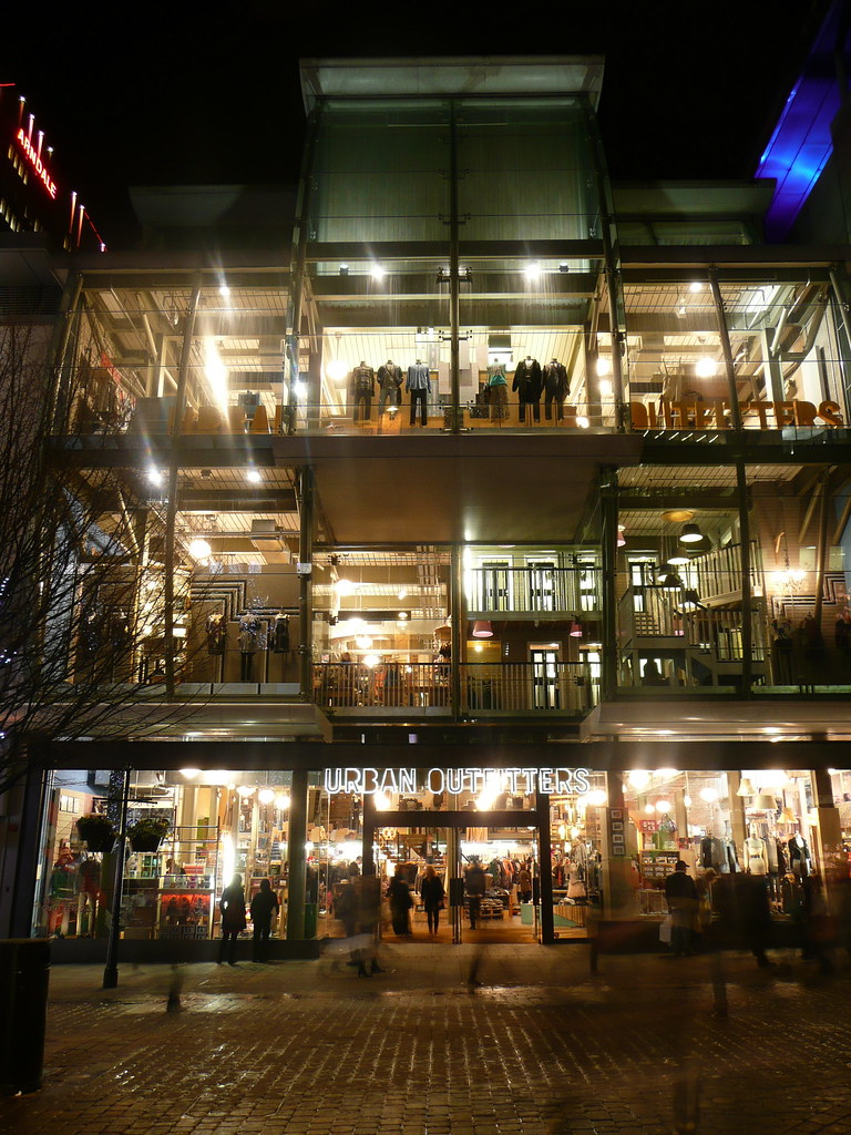 Urban Outfitters Manchester Arndale. Like the fully glass … Flickr