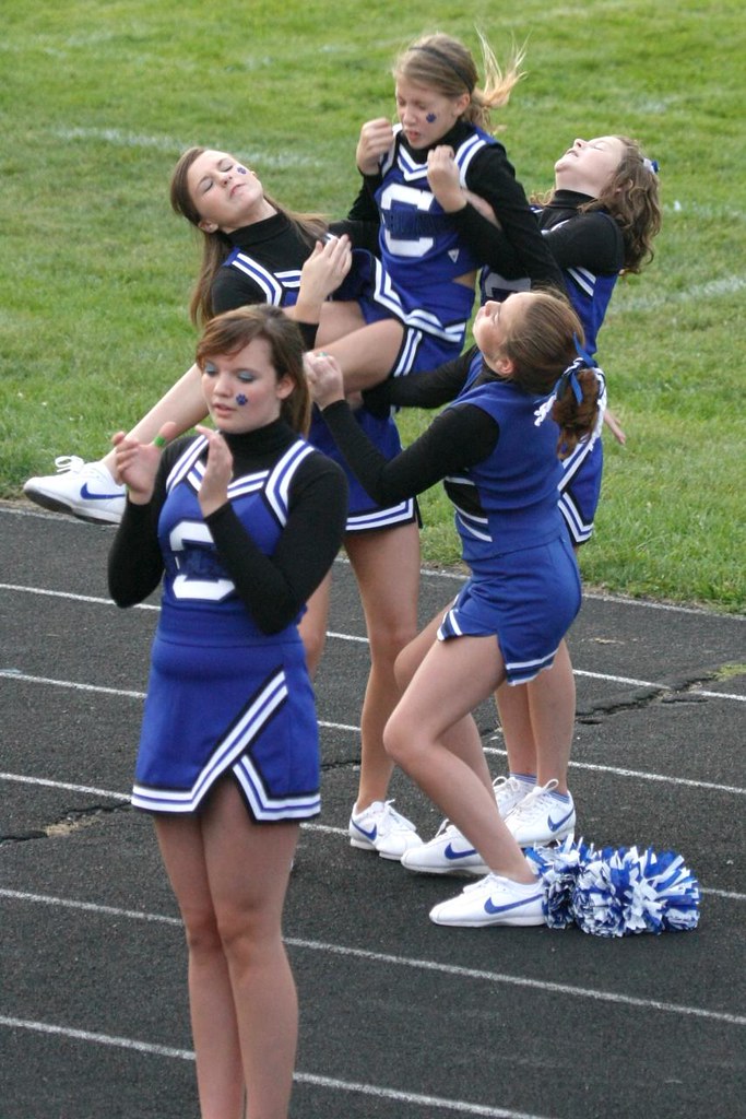 20090909_CMS_FB_CheerLeading_Claymont_H_0088A Jim Voorhies Flickr