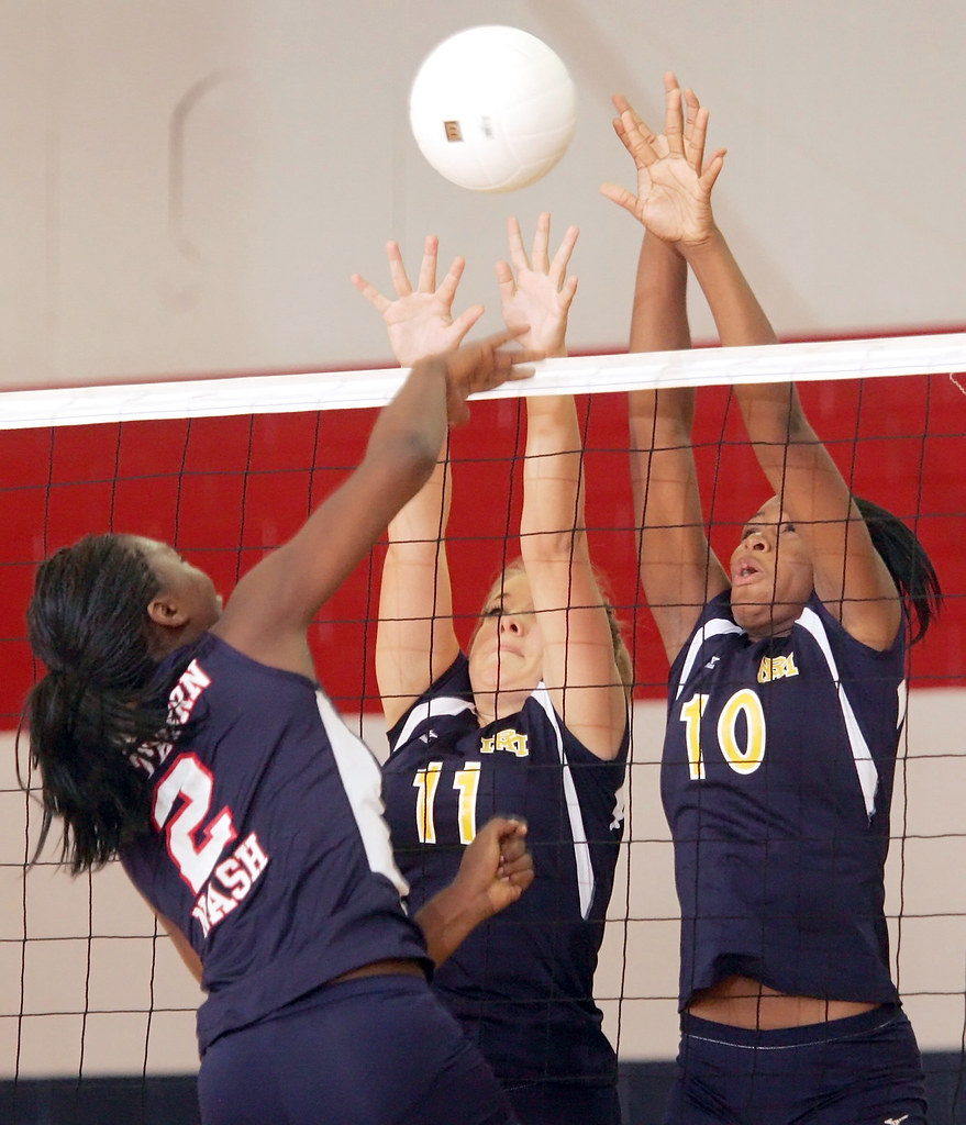 Southern Nash Volleyball Rocky Mount High players Tia