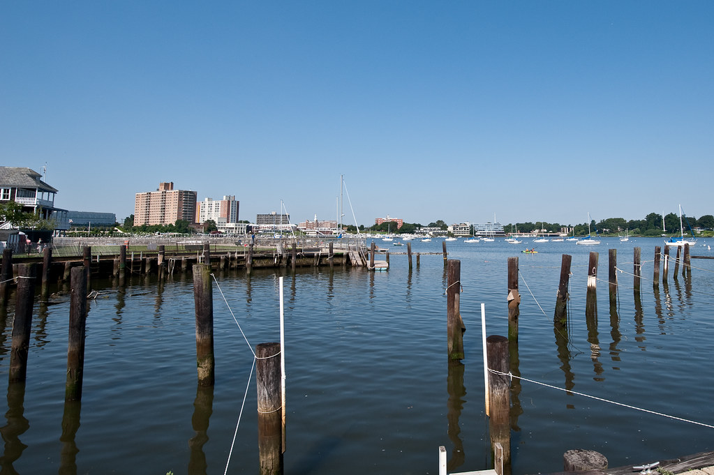 Red Bank, New Jersey Various shots around the downtown are… Flickr