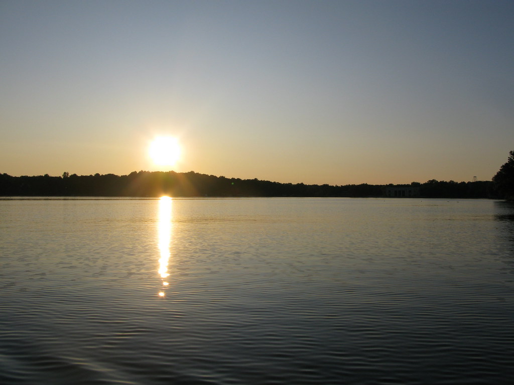 Lake Delton Sunset Daniel M. Hendricks Flickr