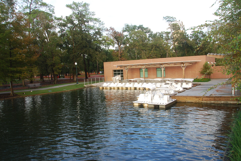 Paddle Boats at Hermann Lake On Monday, Carl and I ate lun… Flickr