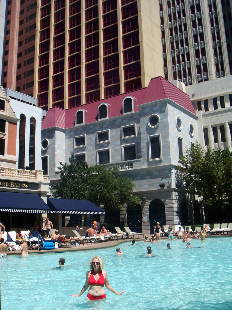 N Pool, New York New York Hotel, Las Vegas