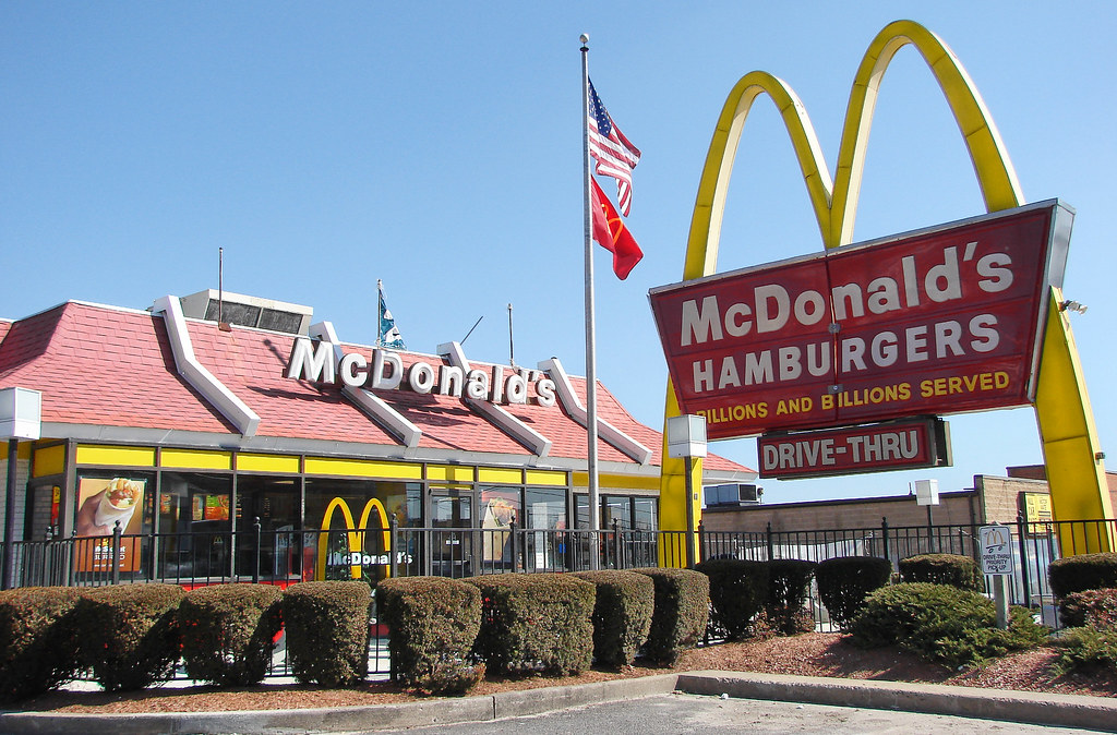 McDonald's at 755 Lakewood Rd.; Waterbury, CT An iconic lo… Flickr