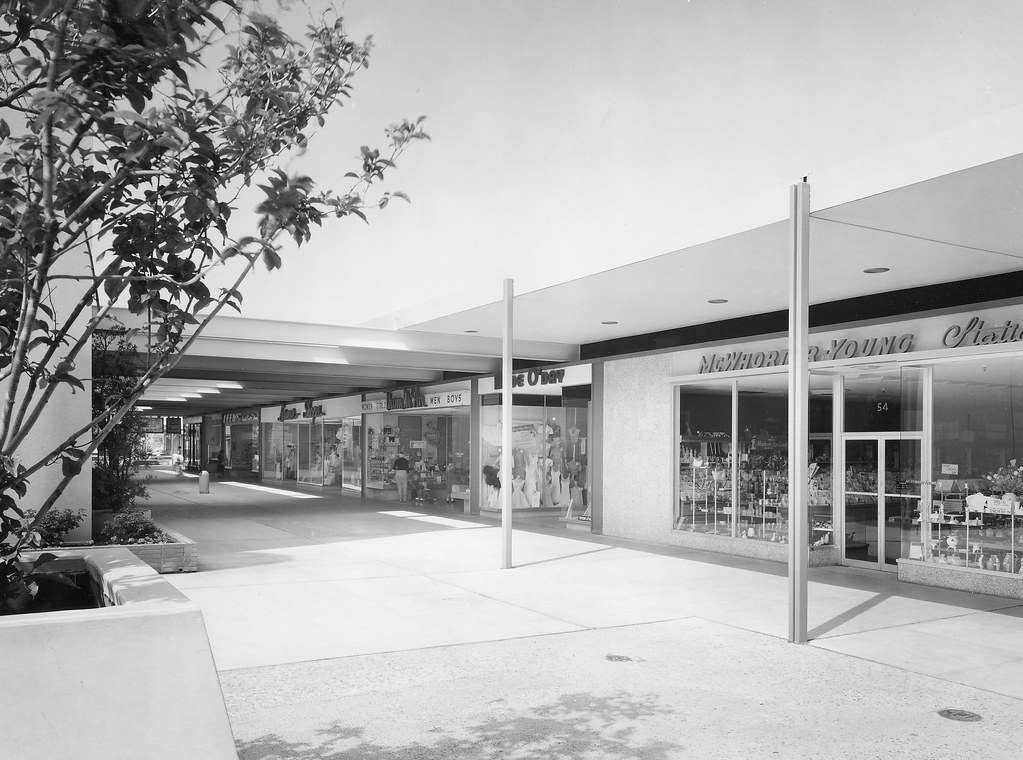 Valley Fair Shopping Center circa 1962 Another amazing pho… Flickr